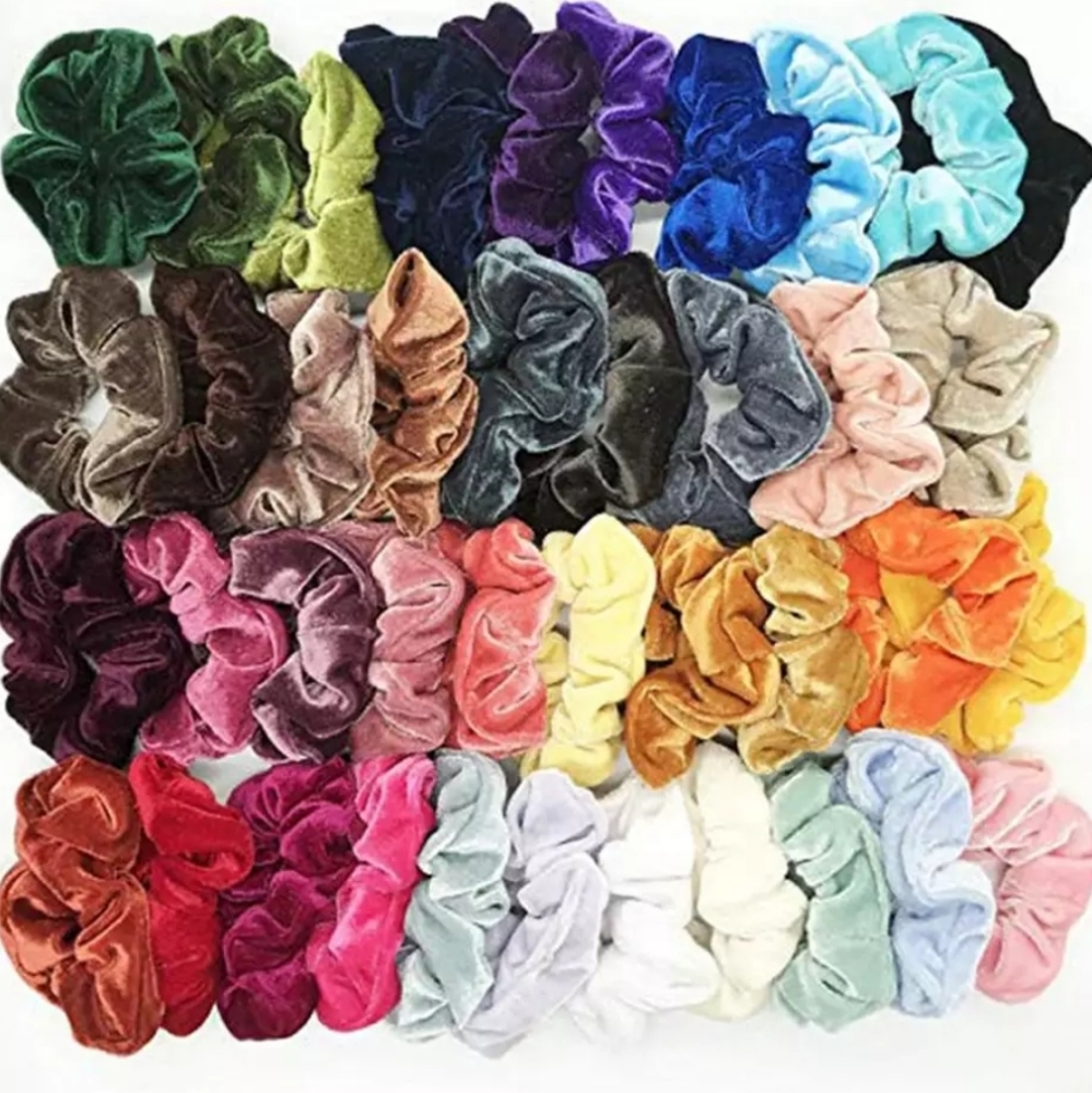 🔹️10 Velvet Random Colored Scrunchies - Picture 5 of 5